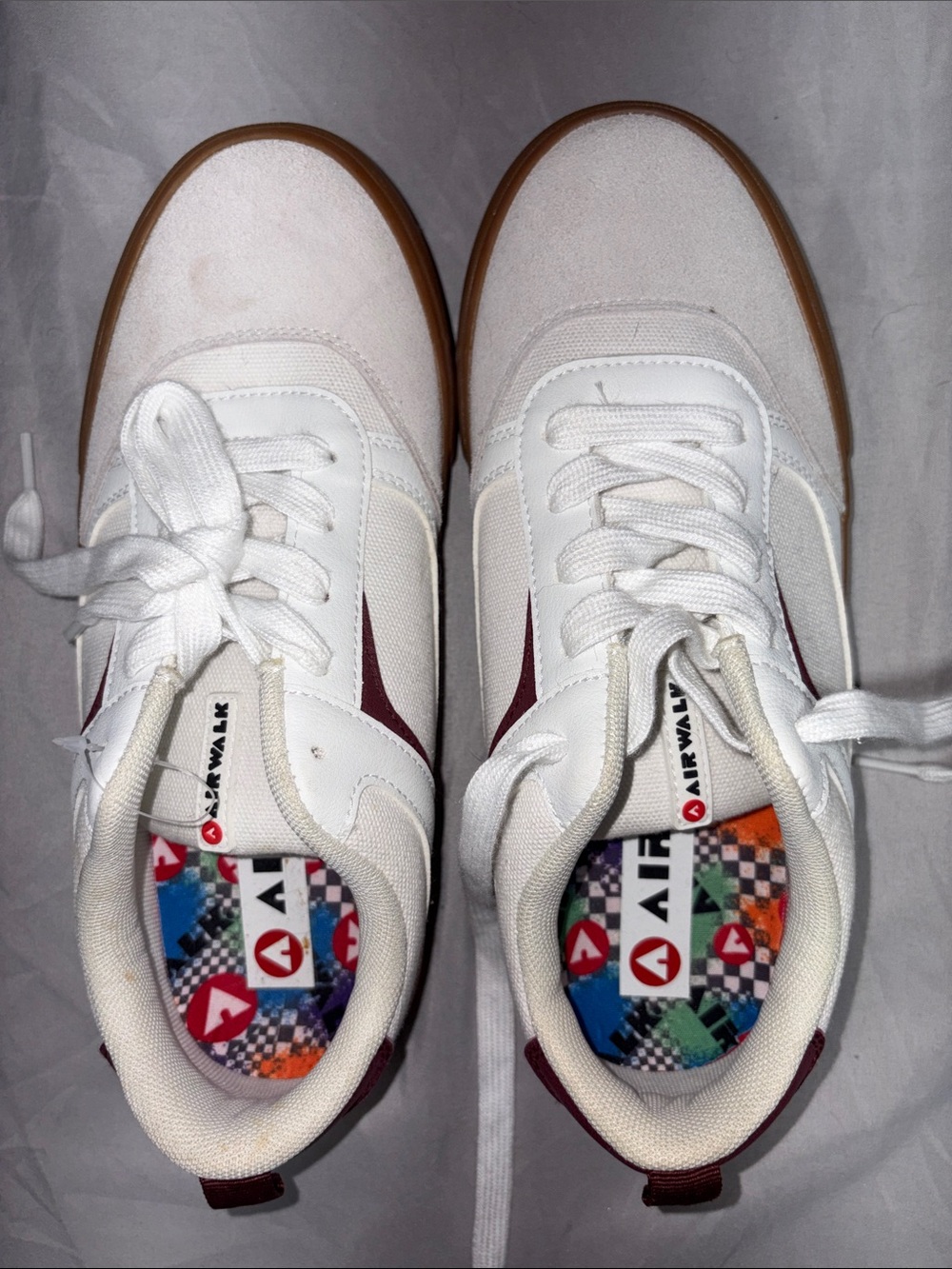 Airwalk Kids White & Burgundy Low-Top Sneakers with Colorful Insole